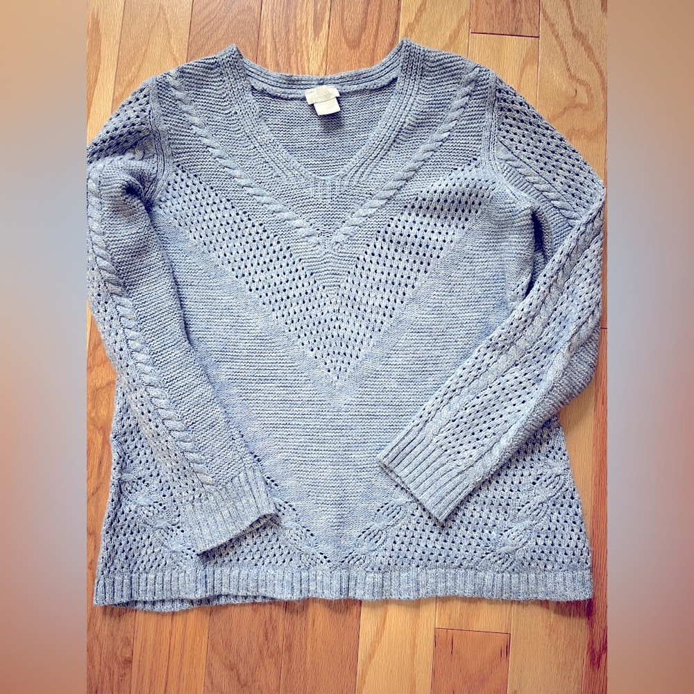 Chicos light weight sweater